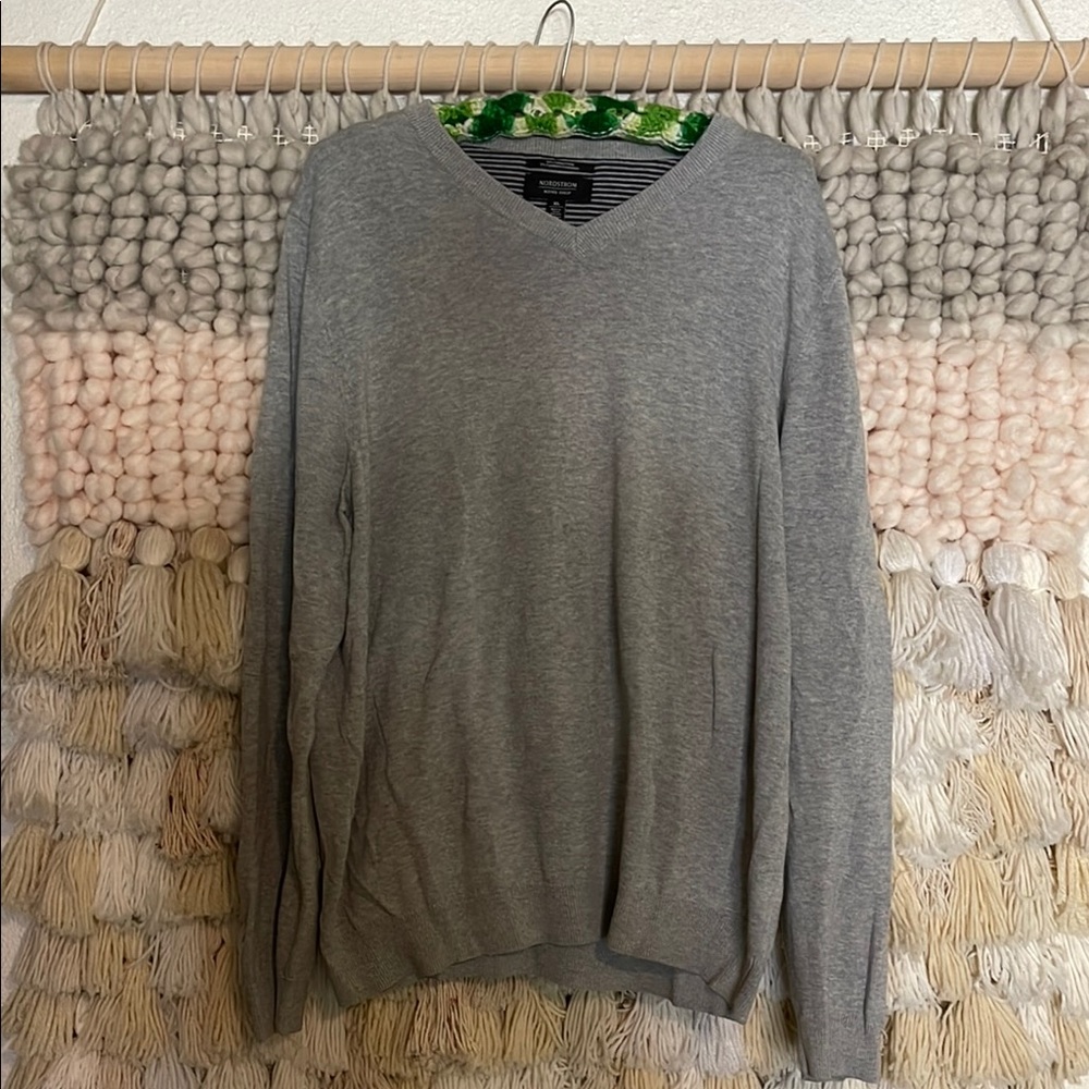Nordstrom Men’s Shop Gray V-Neck Cashmere Cotton Men's Sweater
